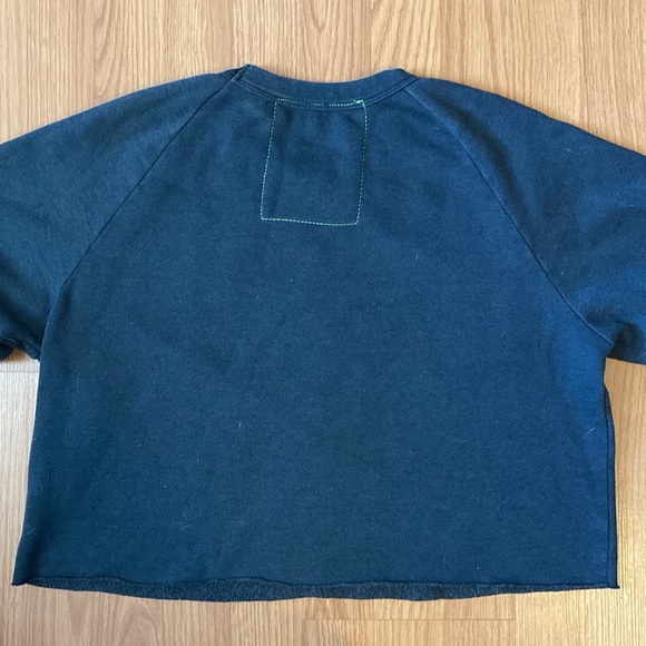 ❤️ Aviator Nation Rainbow Lightening Bolt Crop Sweater Size Medium - Picture 8 of 8